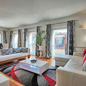 Myplacelisbon - Bairro Alto Apartment Lisbona